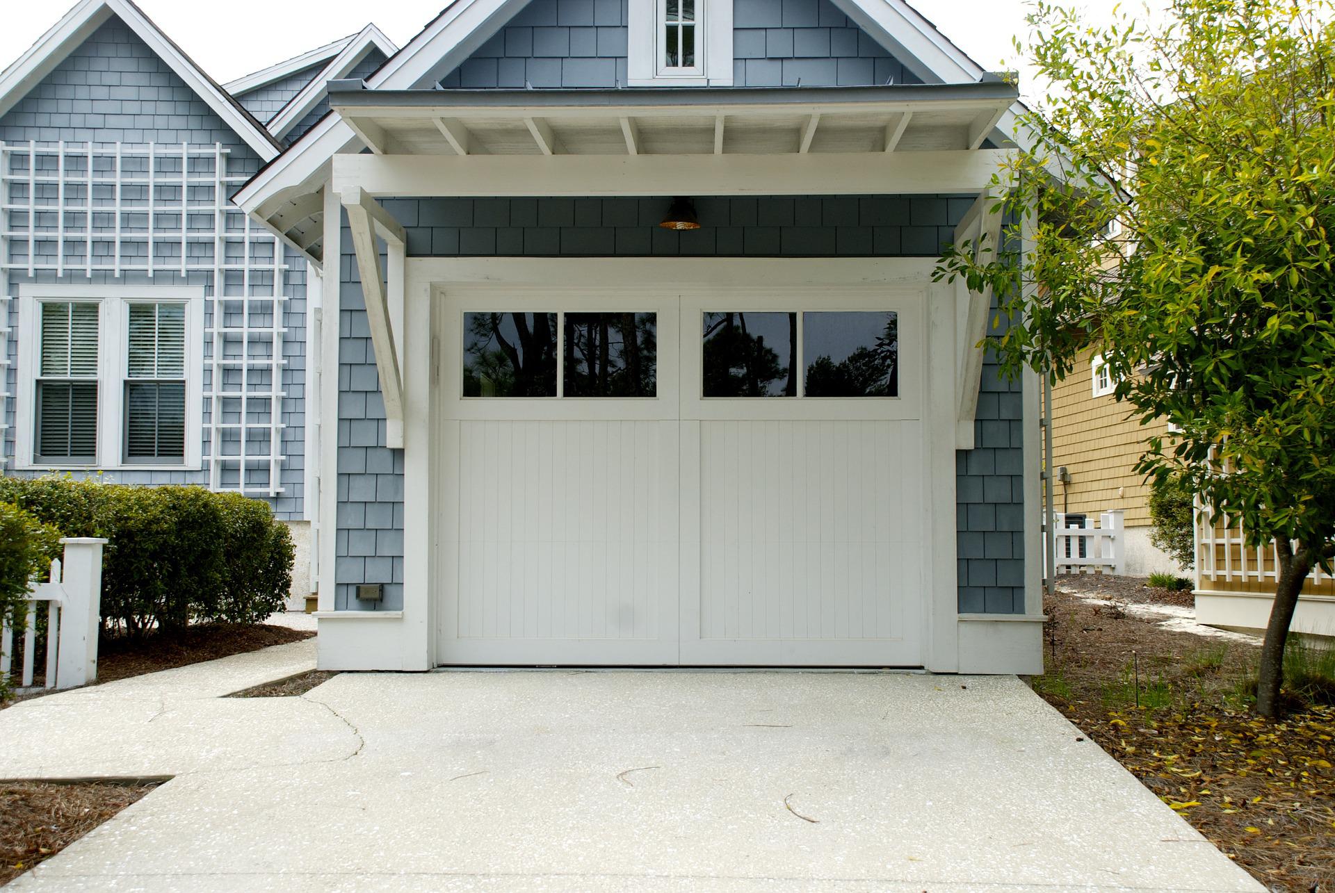 Can You Build a Garage With Thermalite Blocks?